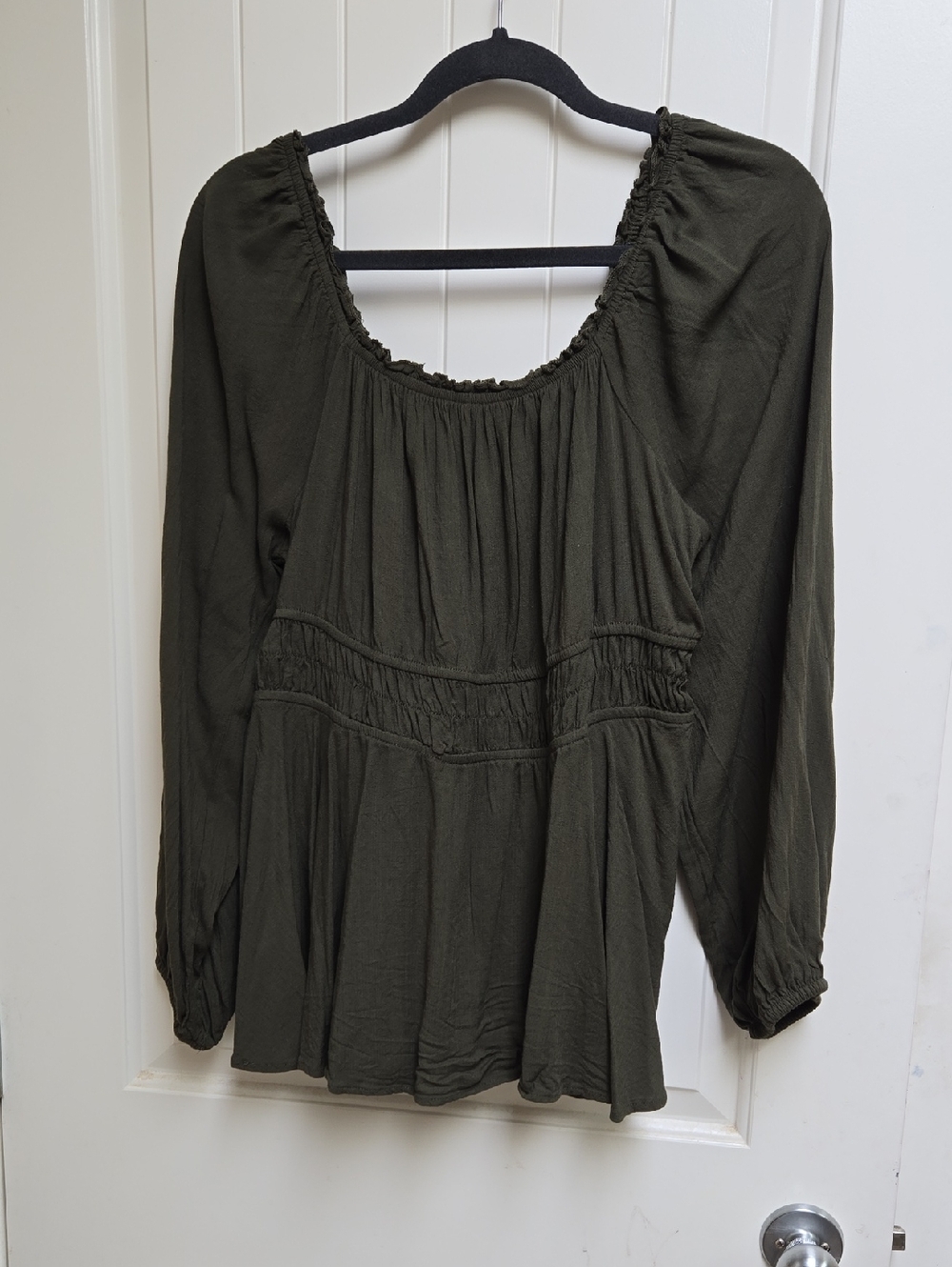 Torrid Women's Olive Green Peasant Baby Doll Blouse Plus Size 2x Bell Sleeve
